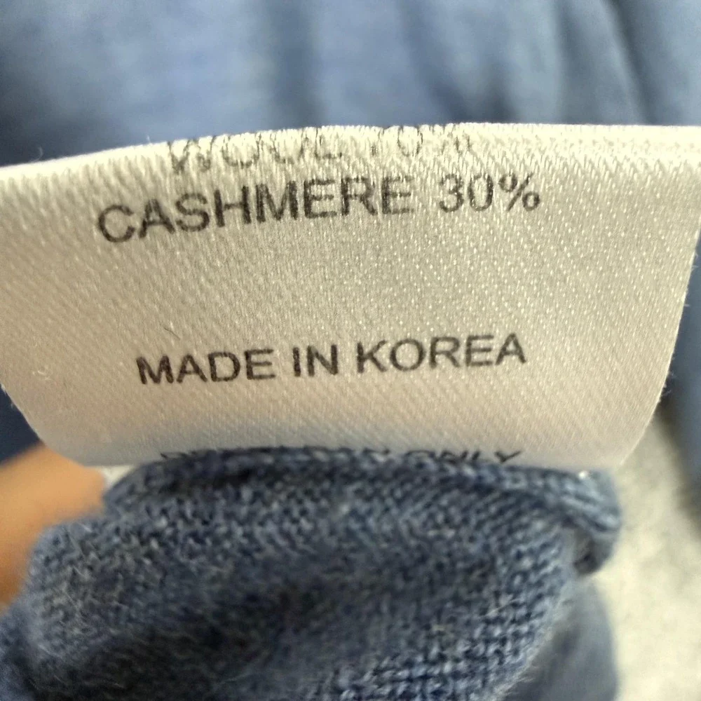 J Hilburn Sweater Mens Medium Blue Wool Cashmere V Neck Lightweight Knit M